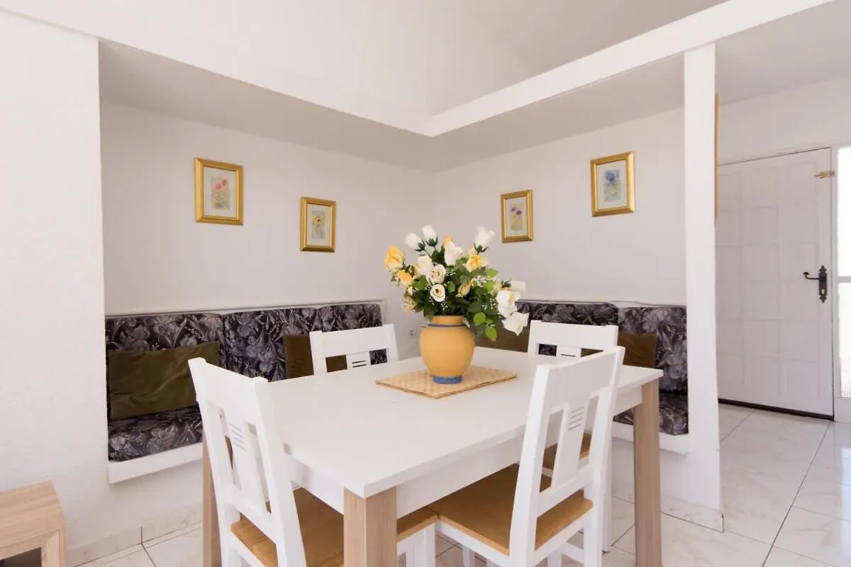 Las Flores 5 - Two Bed Playa Fanabe Apartment